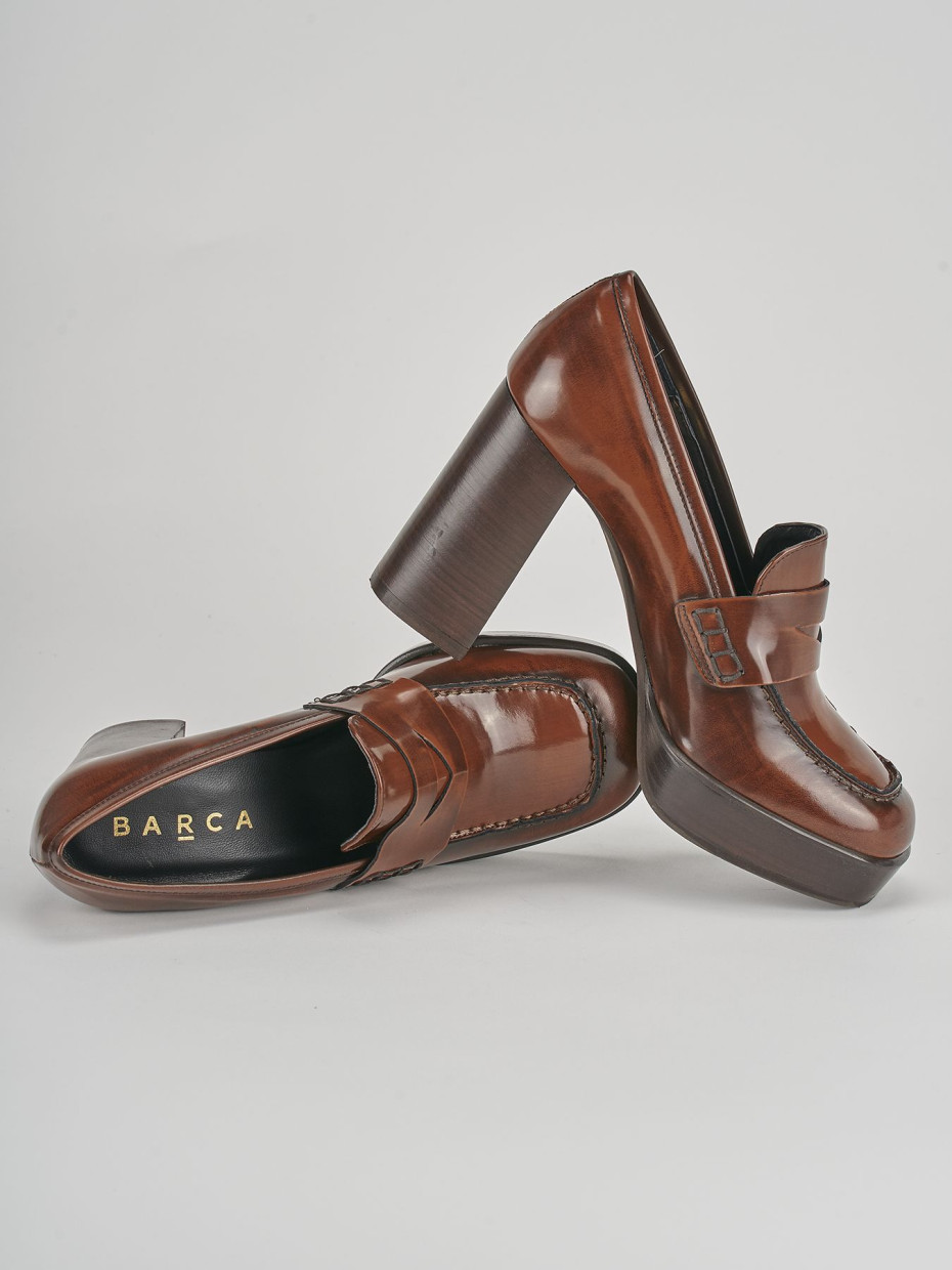 Loafers heel 9 cm brown leather