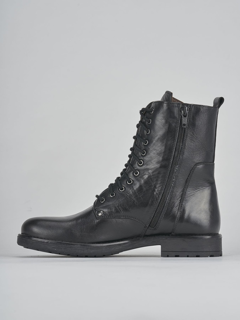 Combat boots heel 2 cm black leather