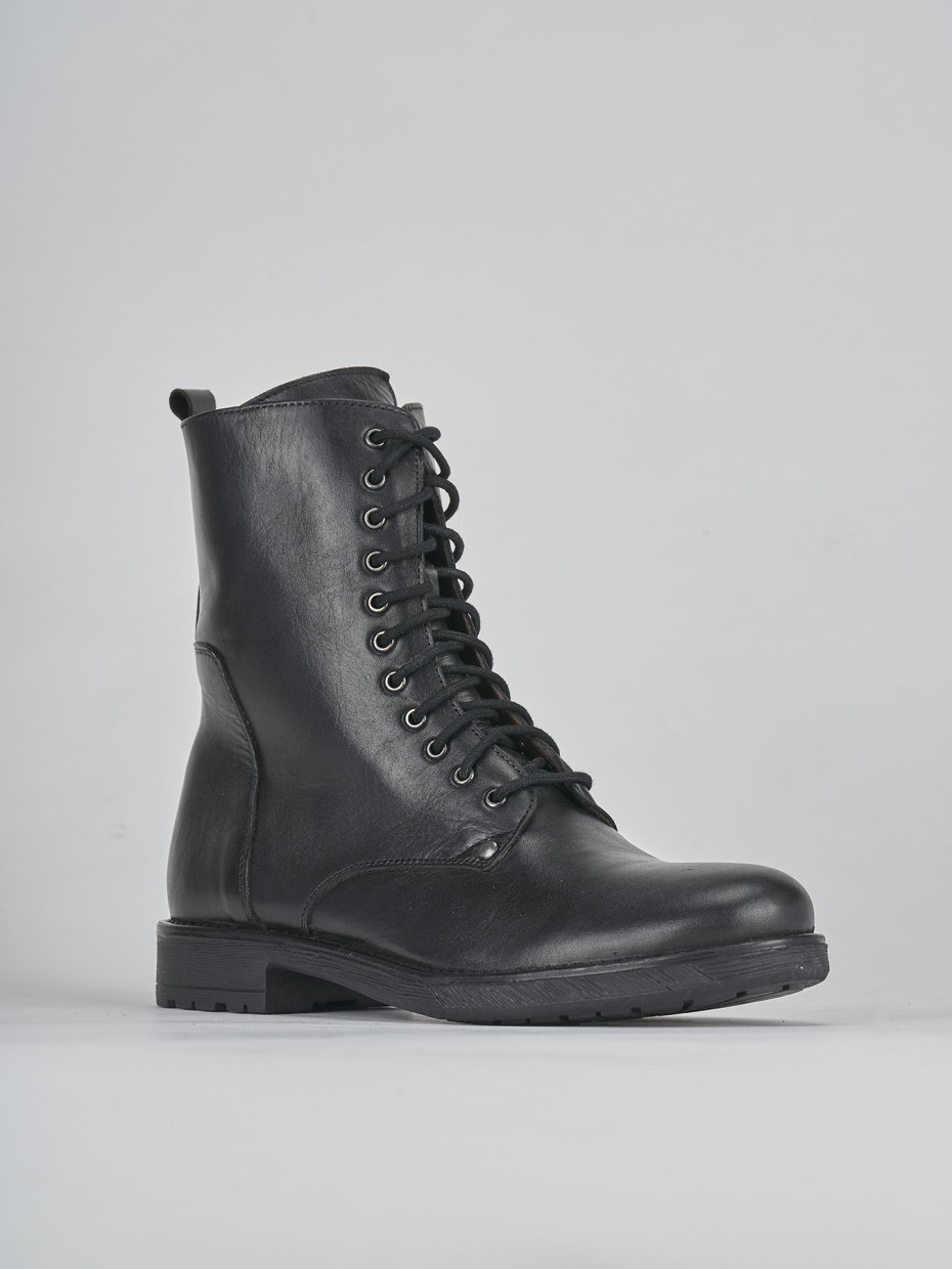 Combat boots heel 2 cm black leather