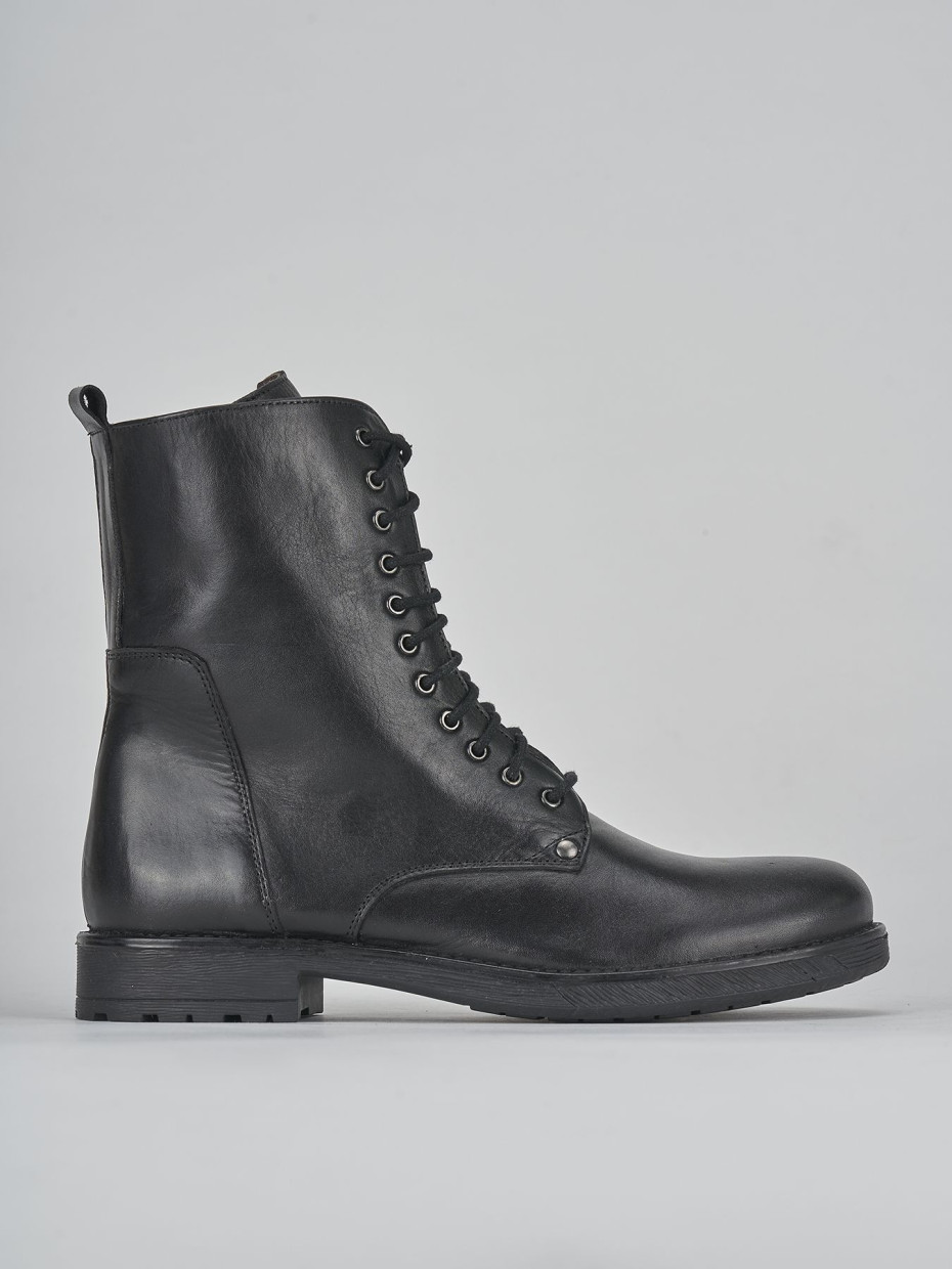 Combat boots heel 2 cm black leather