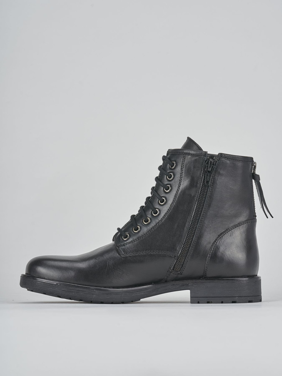 Combat boots heel 2 cm black leather