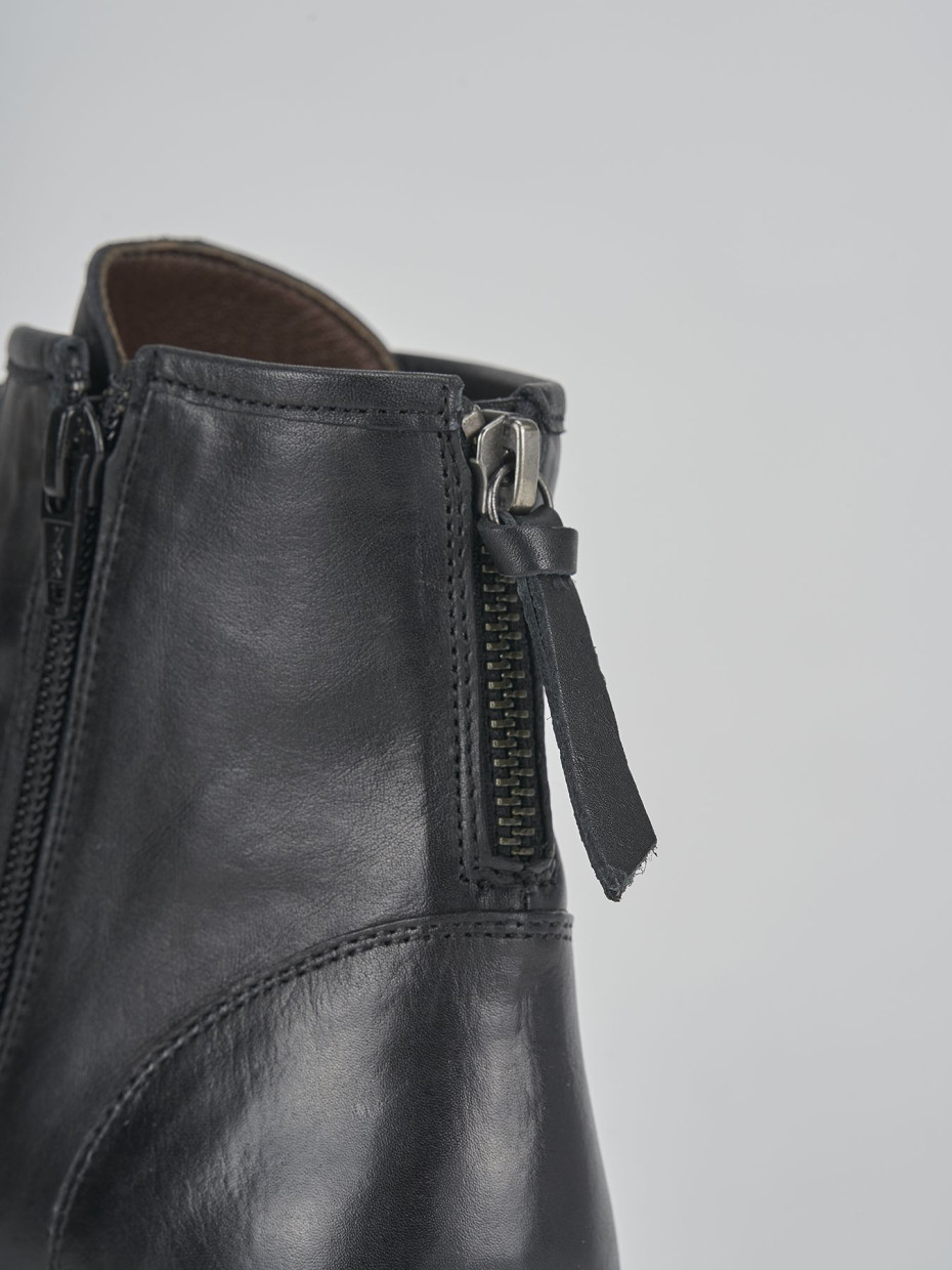 Combat boots woman heel 2 cm black leather Barca Stores