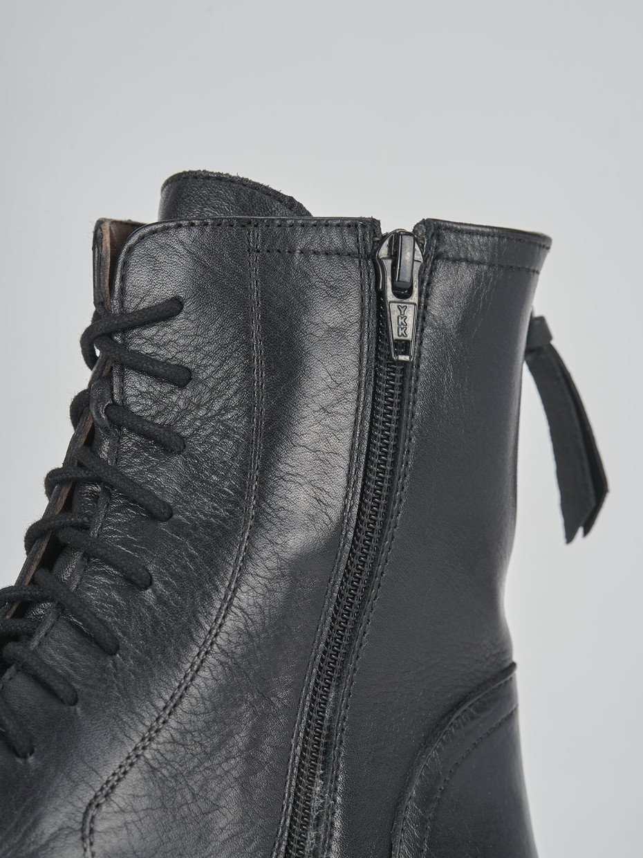 Combat boots heel 2 cm black leather