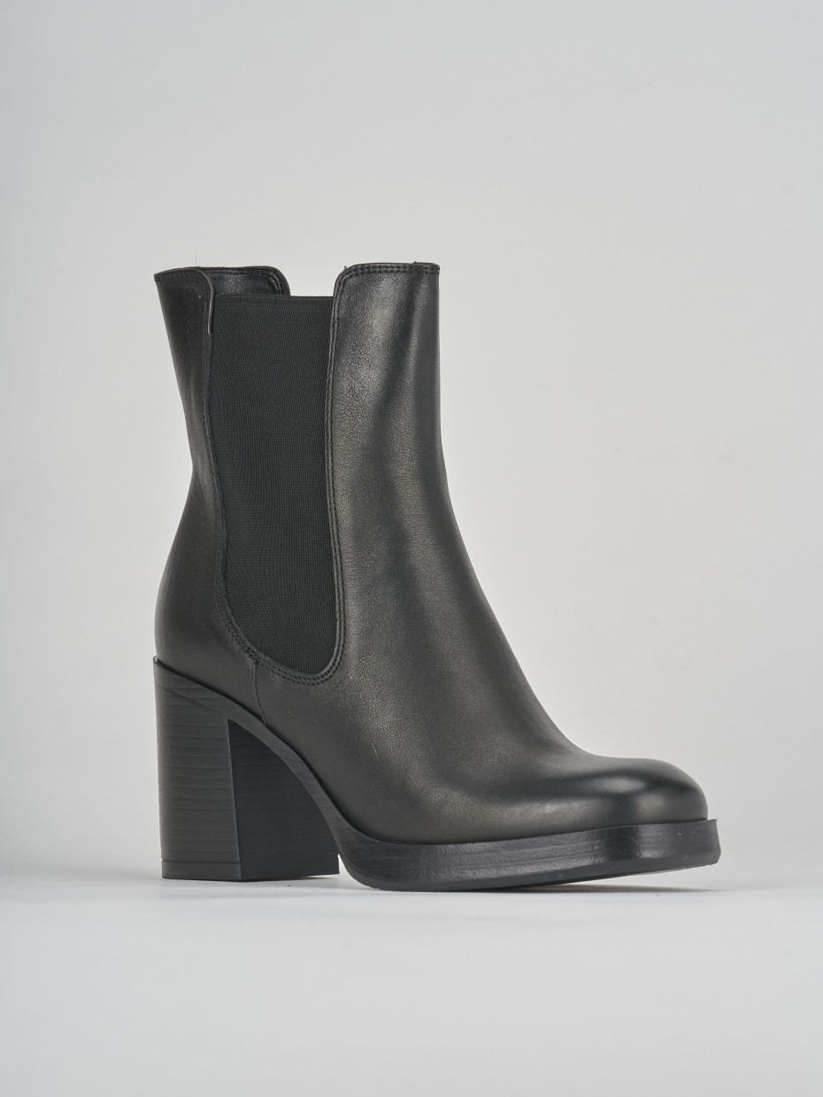 High heel ankle boots heel 8 cm black leather