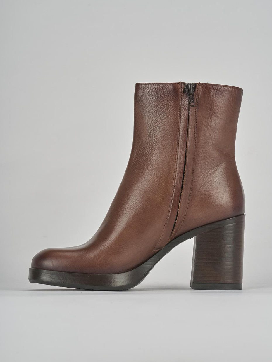 High heel ankle boots heel 8 cm brown leather