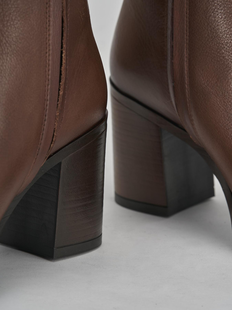 High heel ankle boots heel 8 cm brown leather