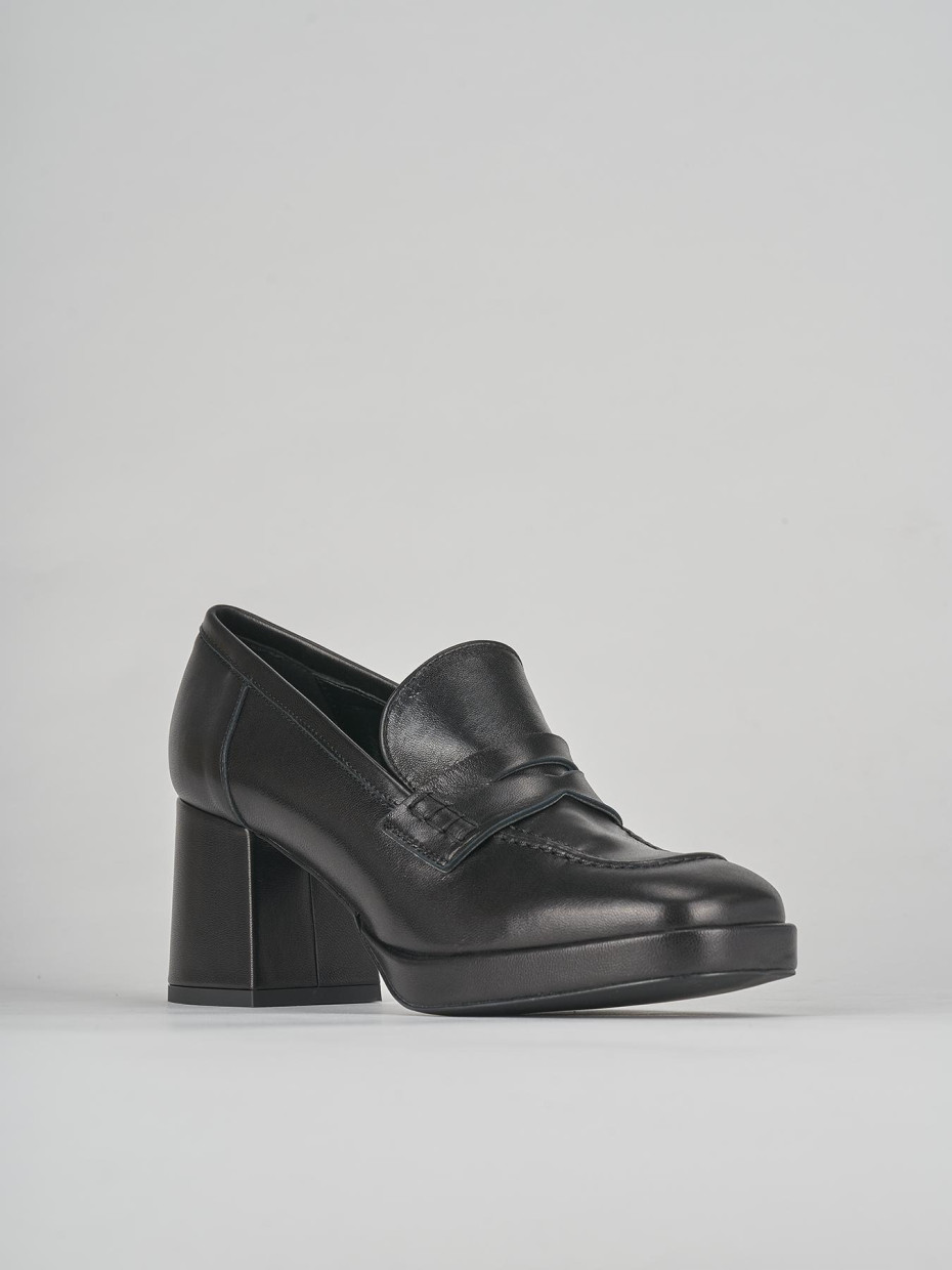 Loafers heel 7 cm black leather