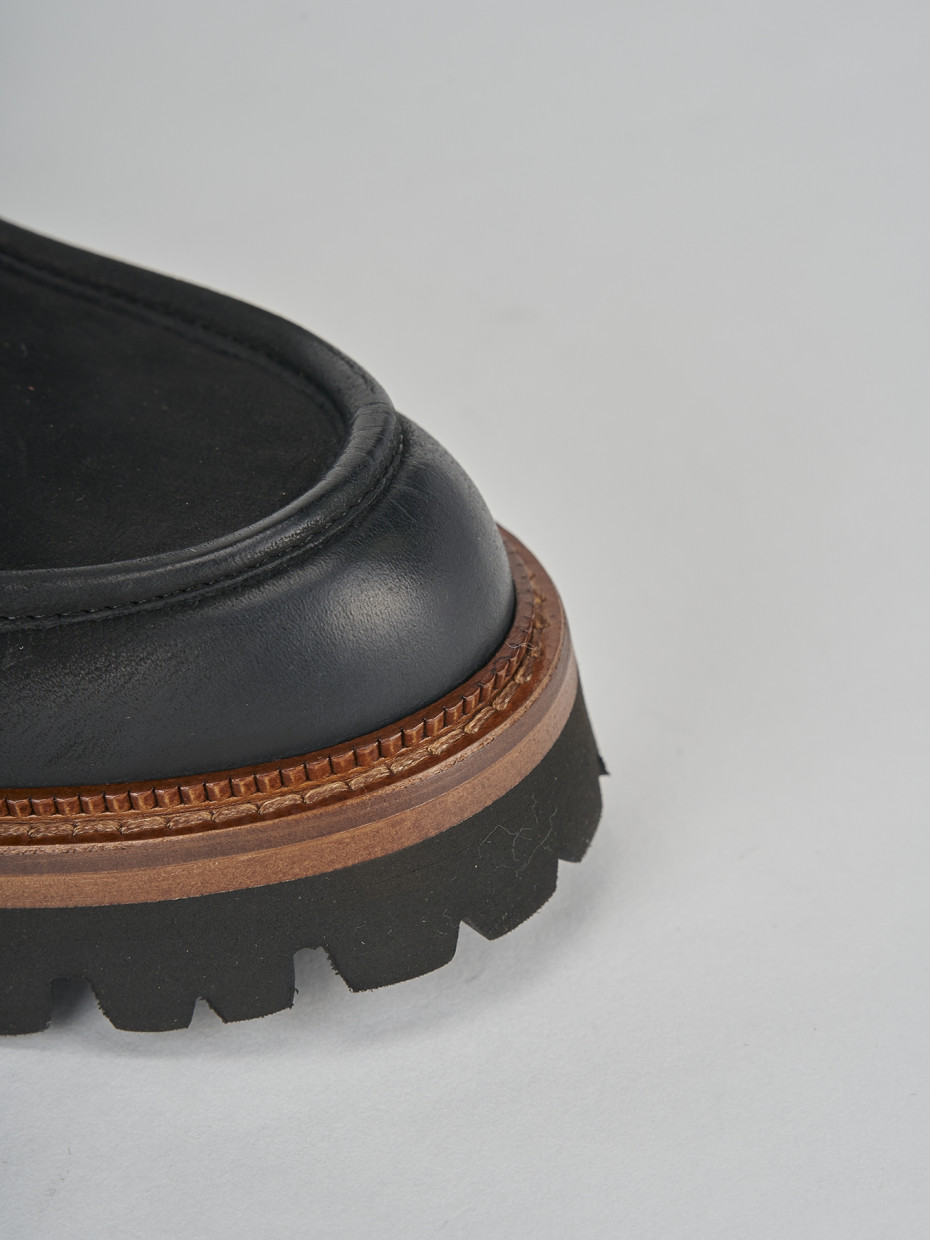Lace-up shoes heel 2 cm black nabuk