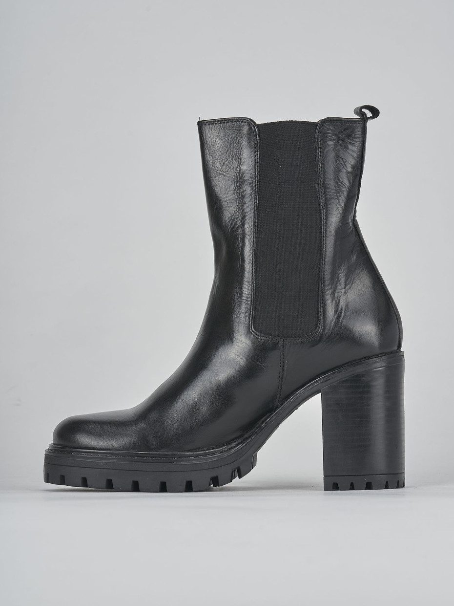 Stivaletti tacco 7cm pelle nero