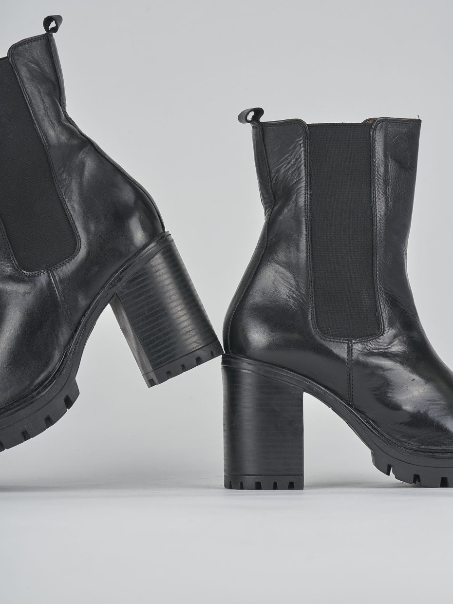 Stivaletti tacco 7cm pelle nero