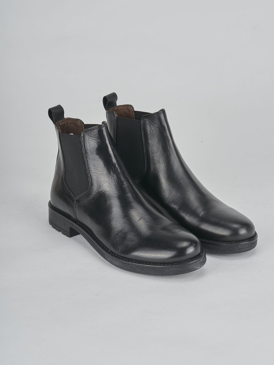 Low heel ankle boots heel 2 cm black leather