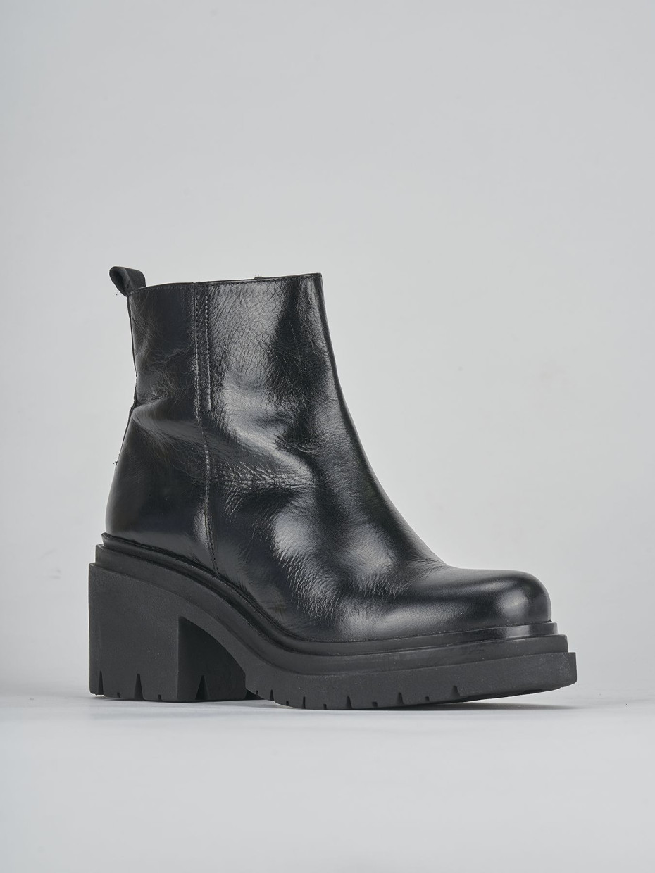 Stivaletti tacco 5cm pelle nero