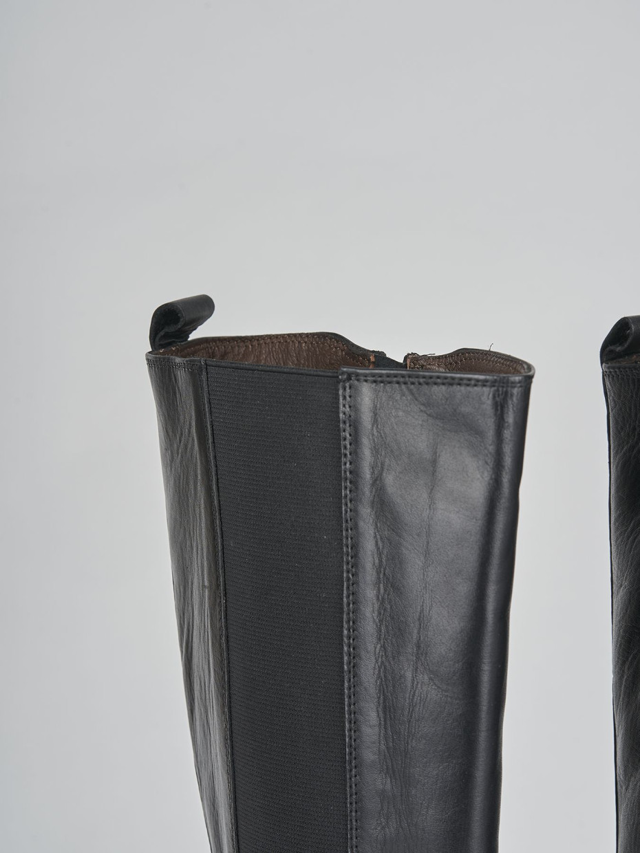 High heel boots heel 5 cm black leather