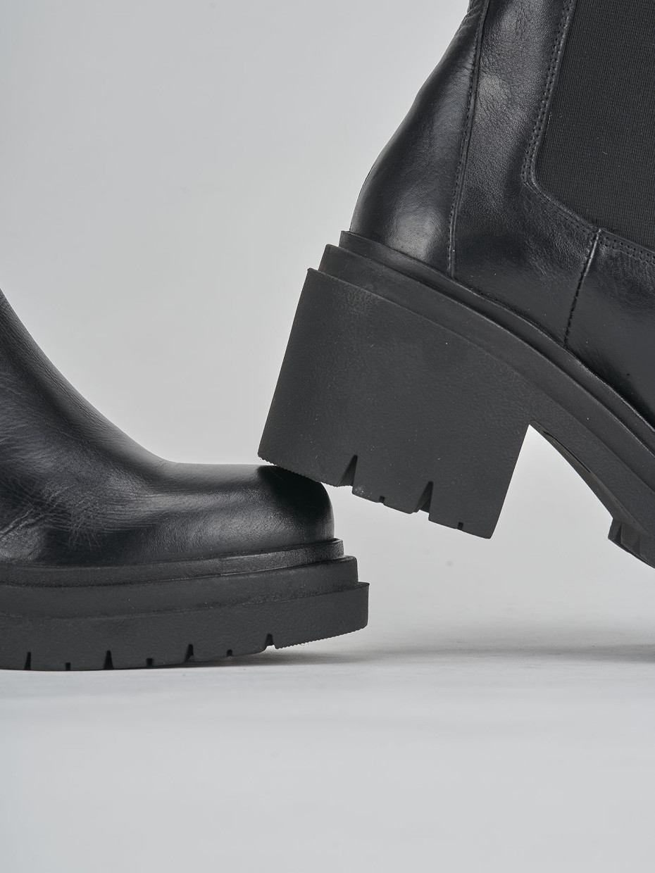 Stivaletti tacco 5cm pelle nero