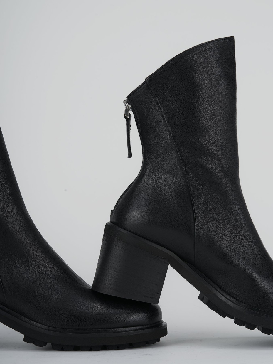 Stivaletti tacco 6cm pelle nero