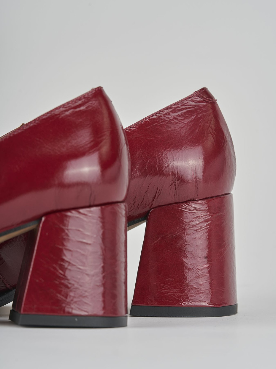 Loafers heel 5 cm bordeaux leather