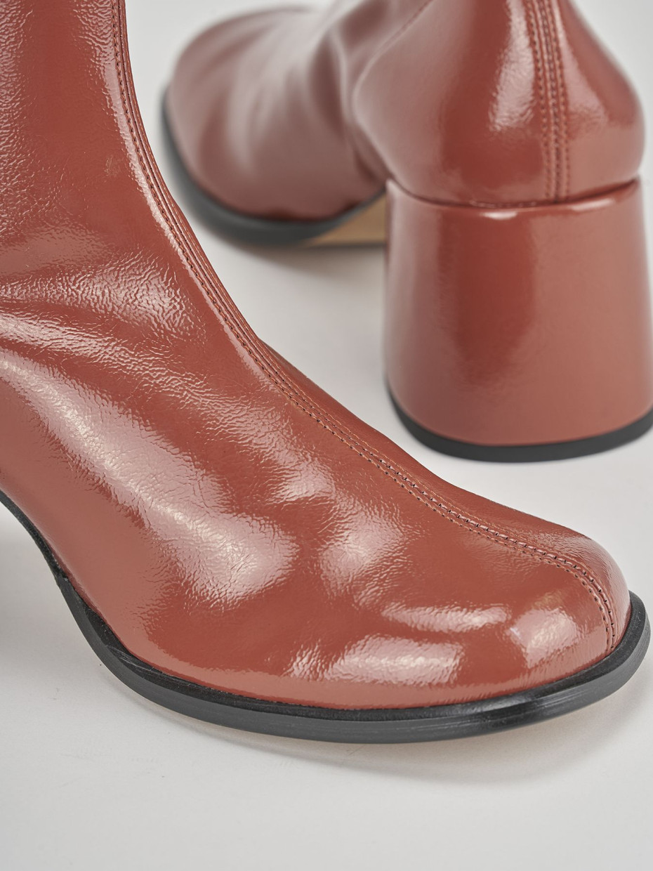 High heel ankle boots heel 5 cm orange leather