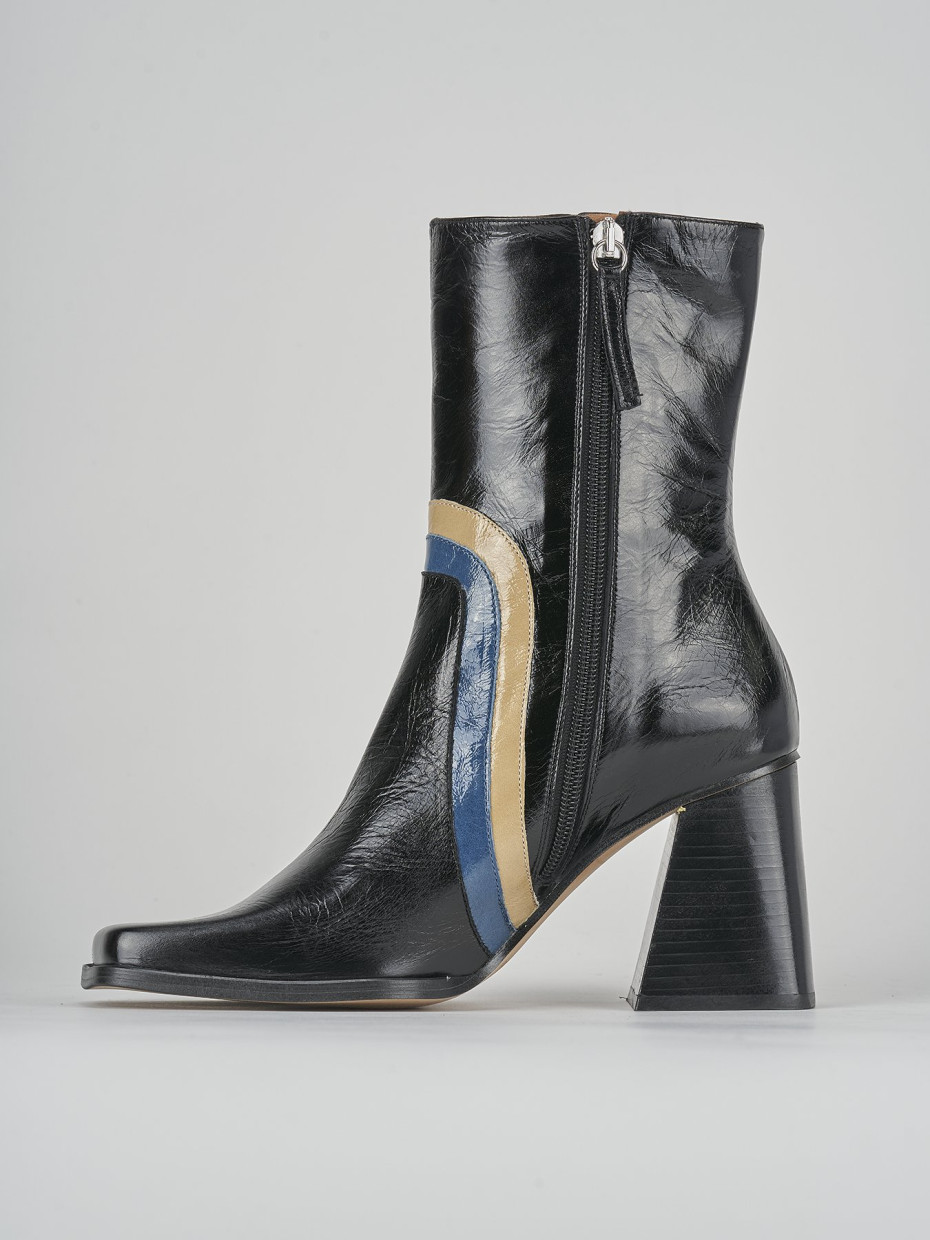 High heel ankle boots heel 7 cm black leather