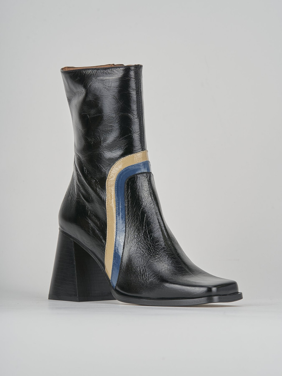 High heel ankle boots heel 7 cm black leather