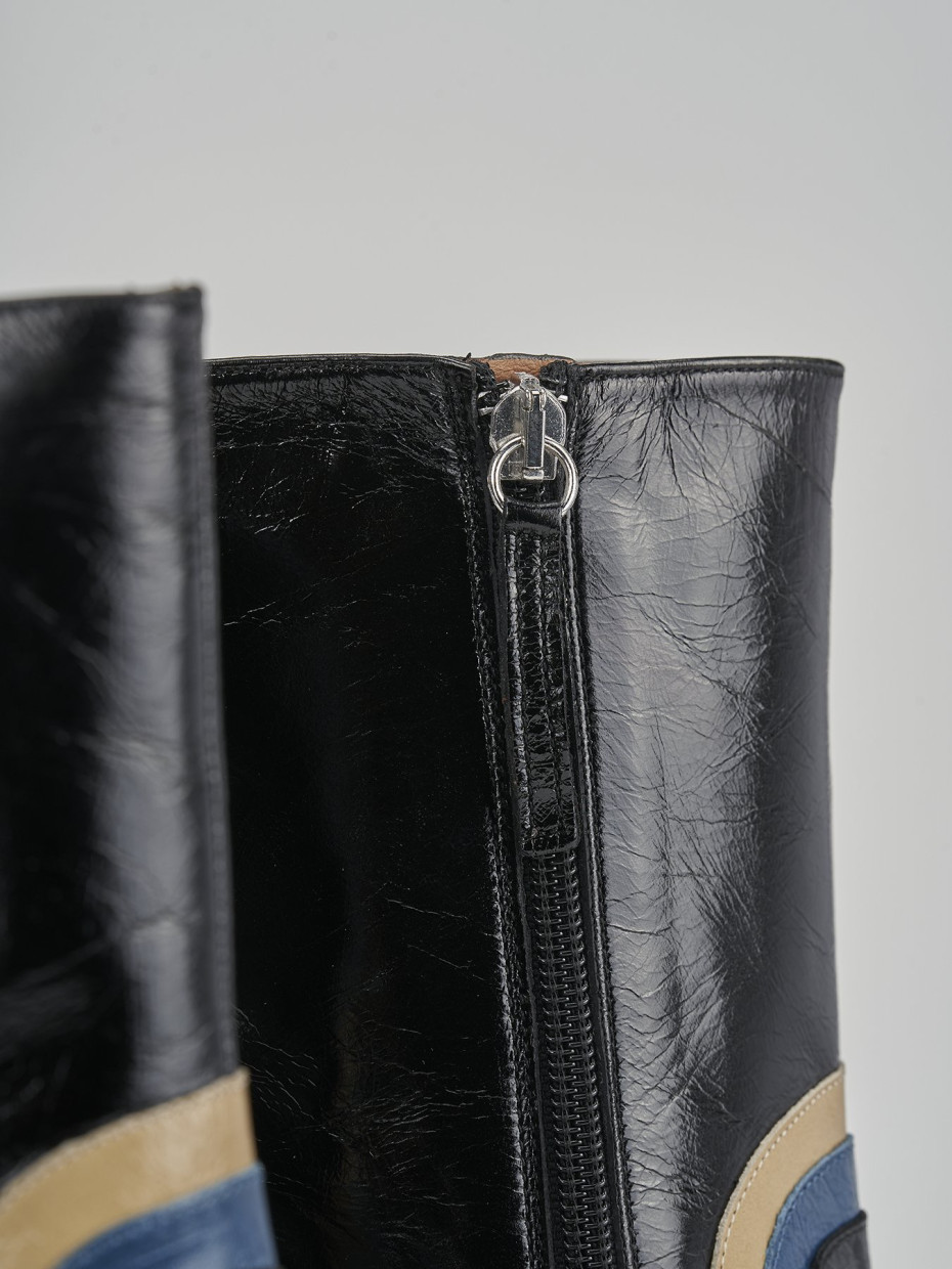 High heel ankle boots heel 7 cm black leather
