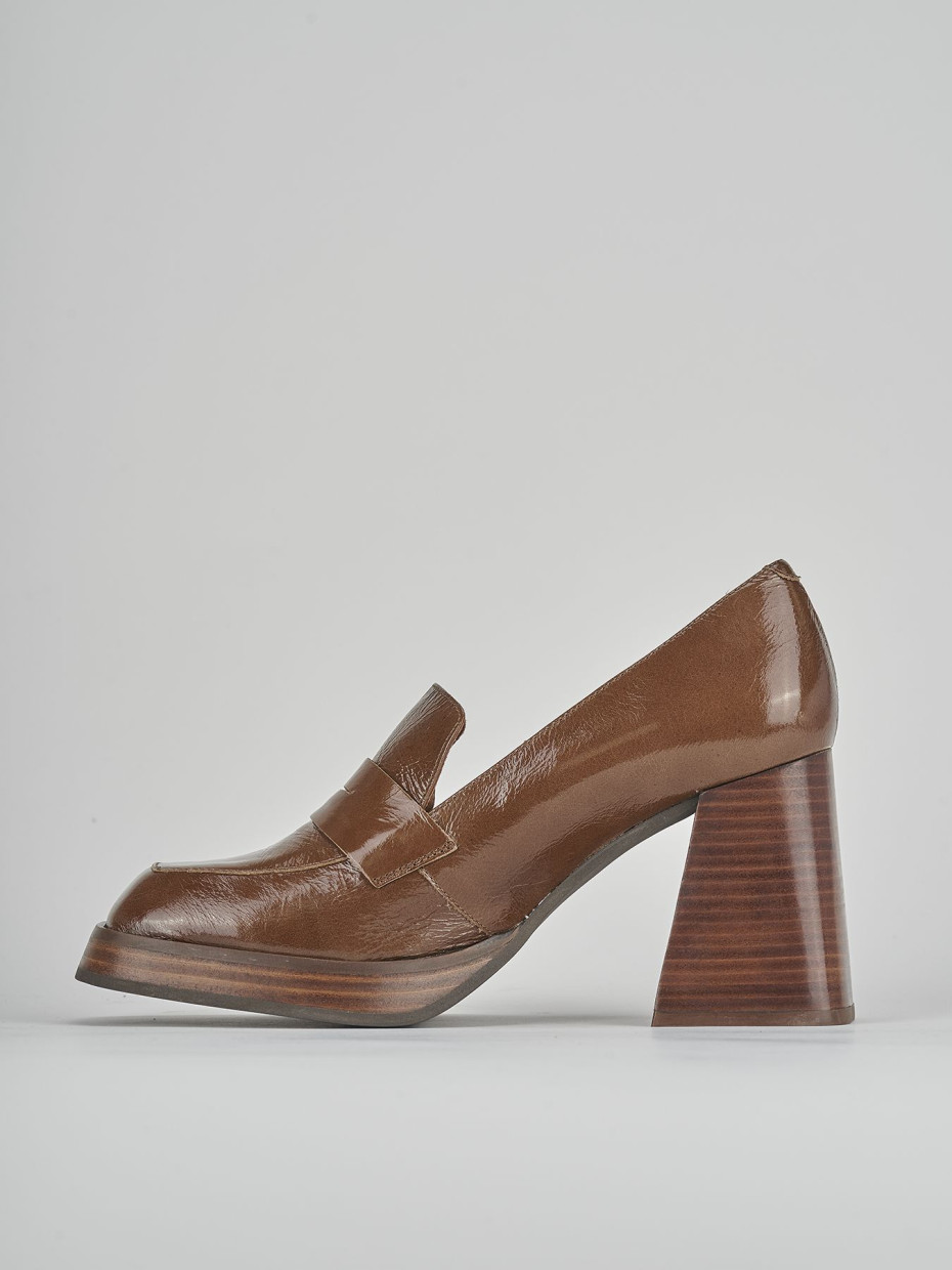 Loafers heel 9 cm brown leather
