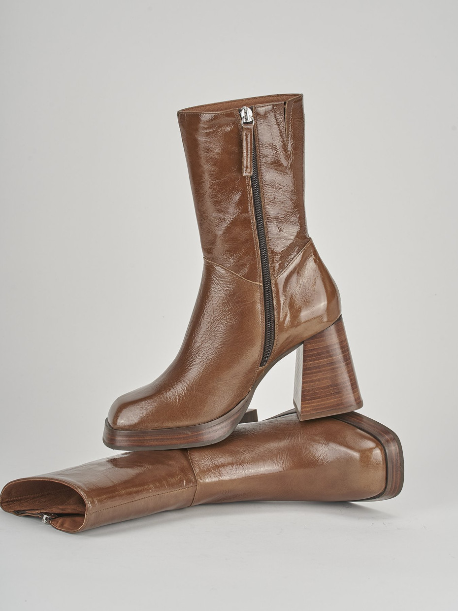 High heel ankle boots heel 8 cm brown leather