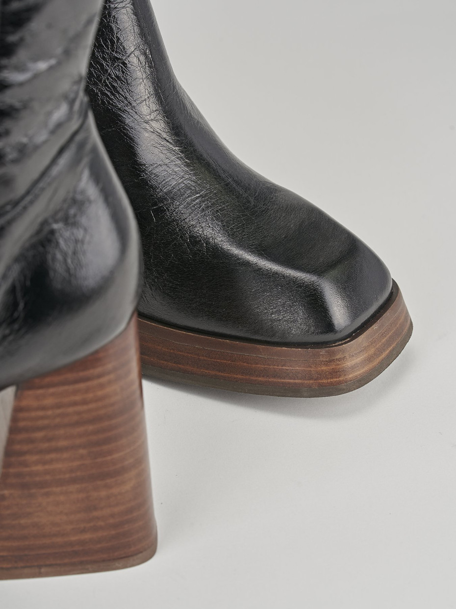 Stivaletti tacco 8cm pelle nero