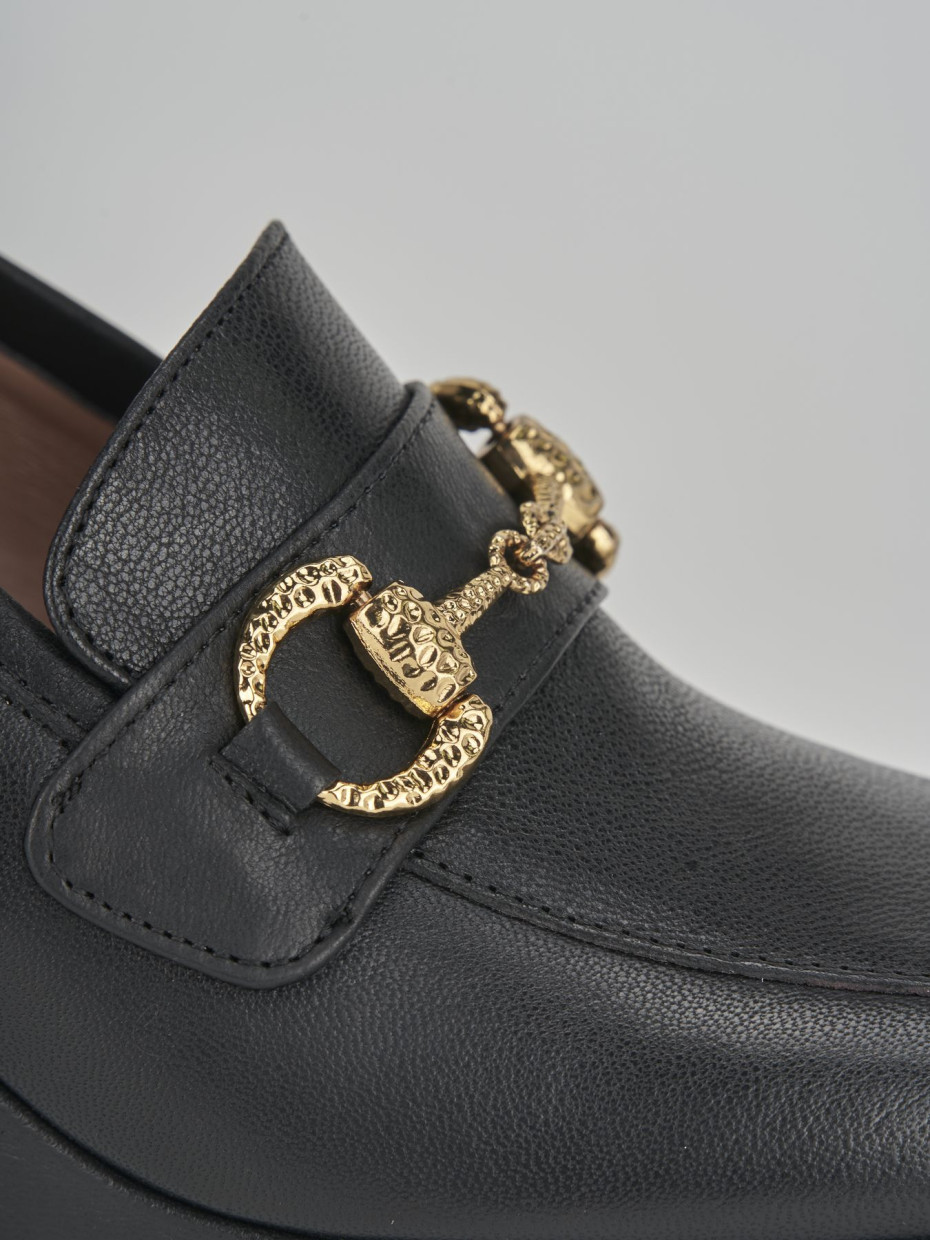 Loafers heel 7 cm black leather