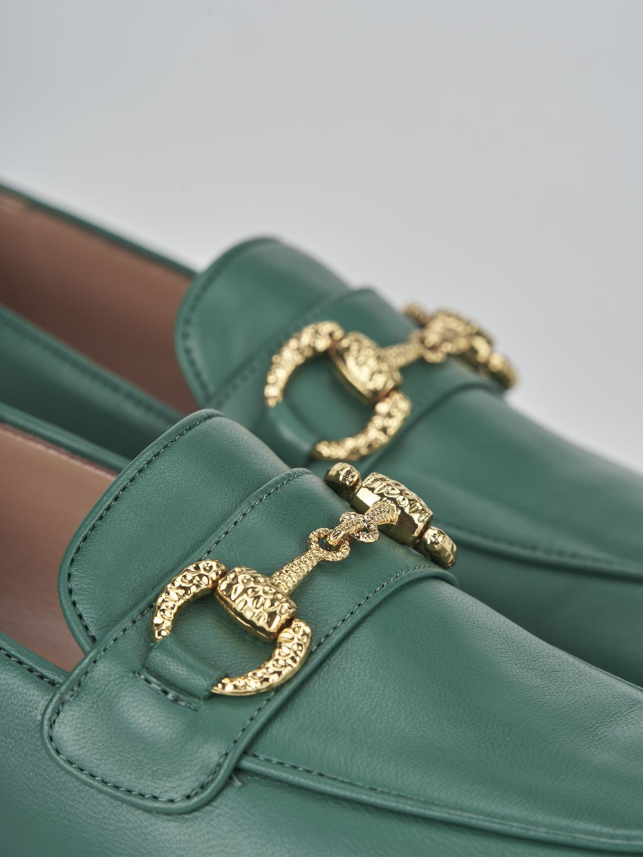 Loafers heel 1 cm green leather