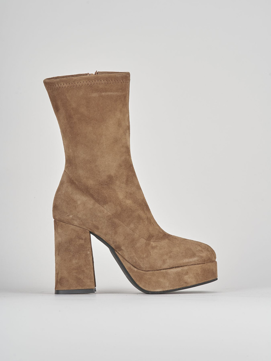 High heel ankle boots heel 8 cm brown suede