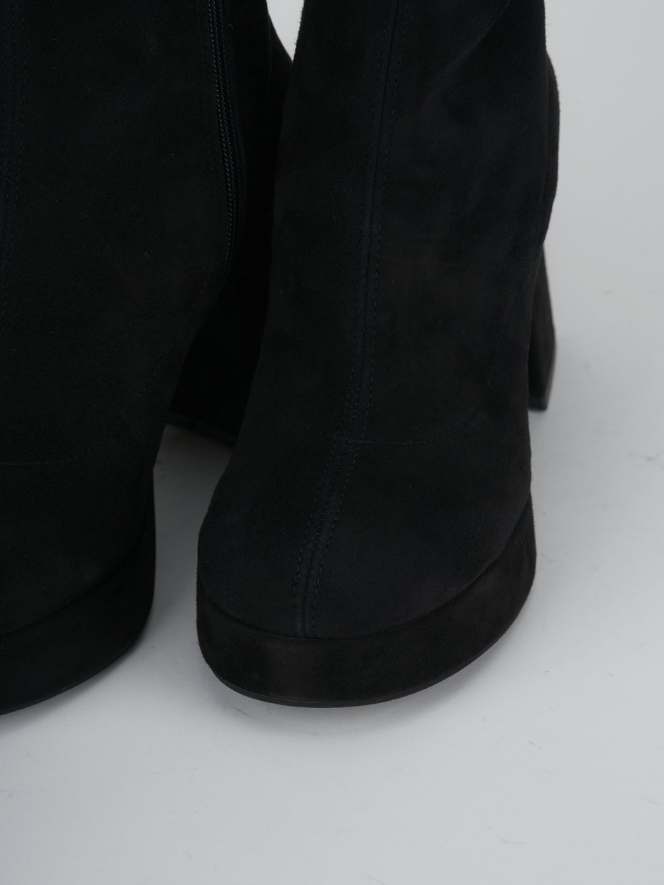 High heel ankle boots heel 8 cm black suede