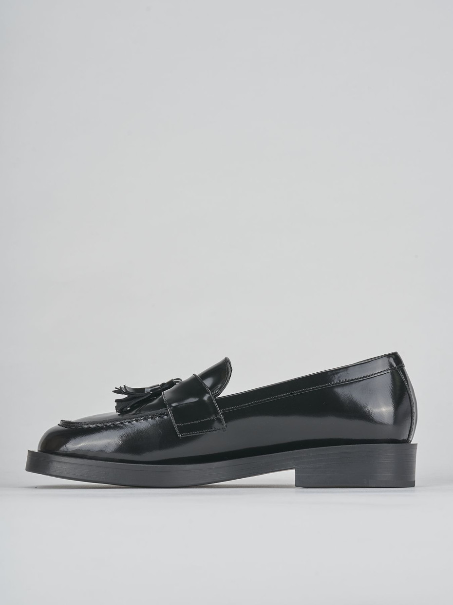 Loafers heel 2 cm black leather