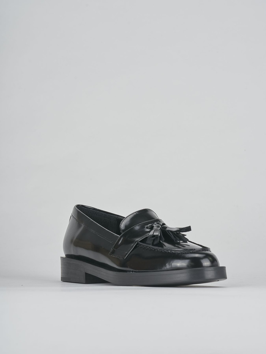 Loafers heel 2 cm black leather