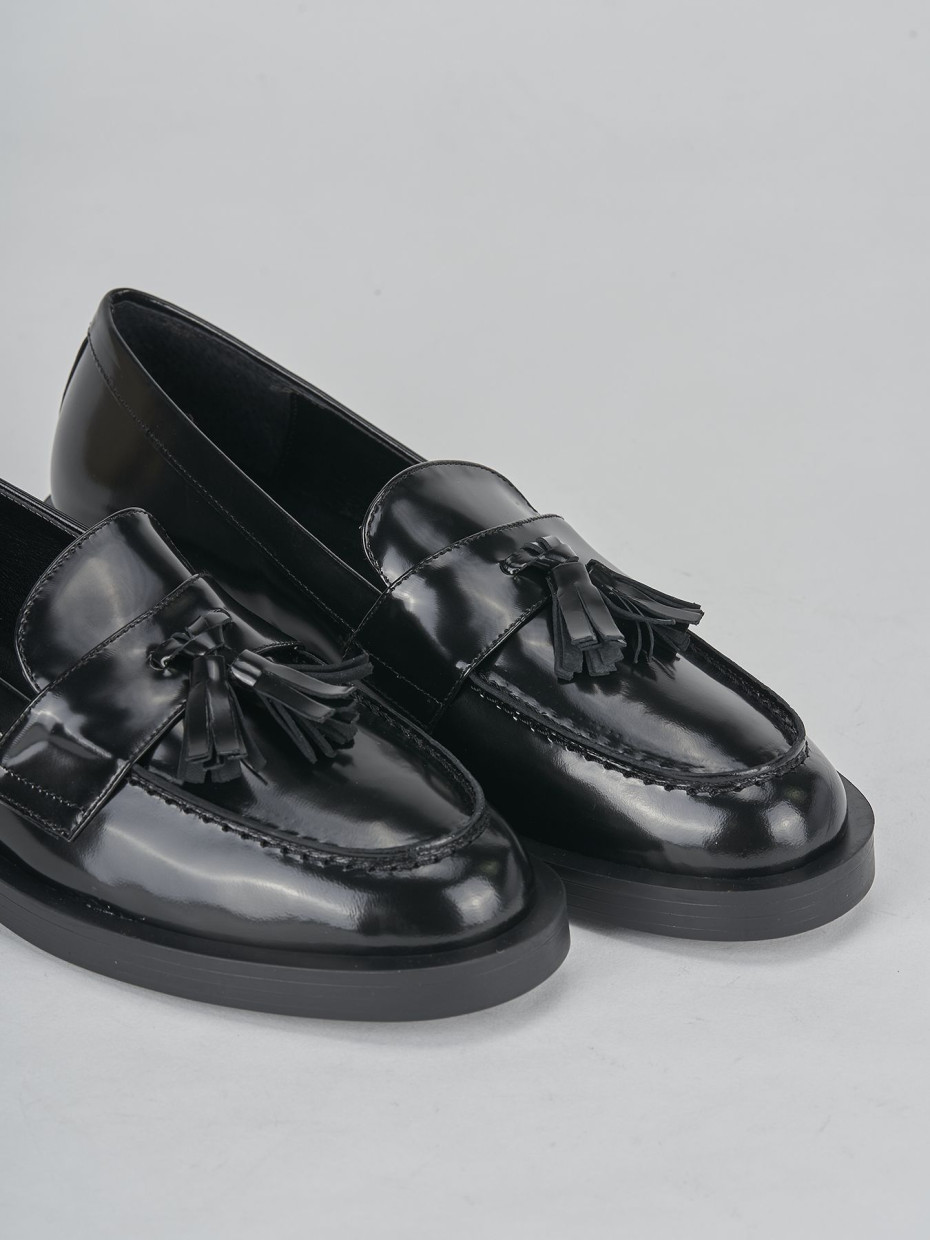 Loafers heel 2 cm black leather