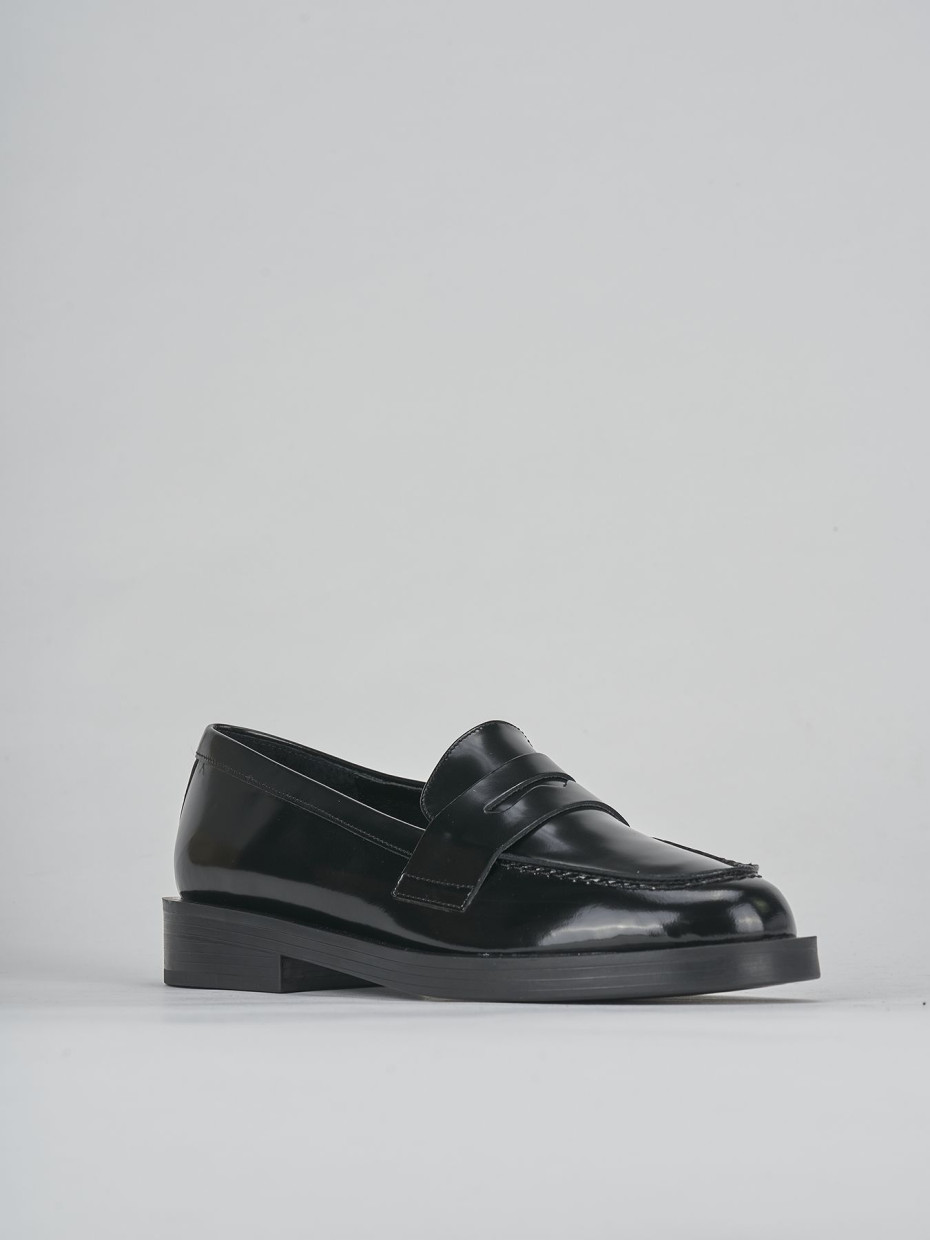 Loafers heel 1 cm black leather
