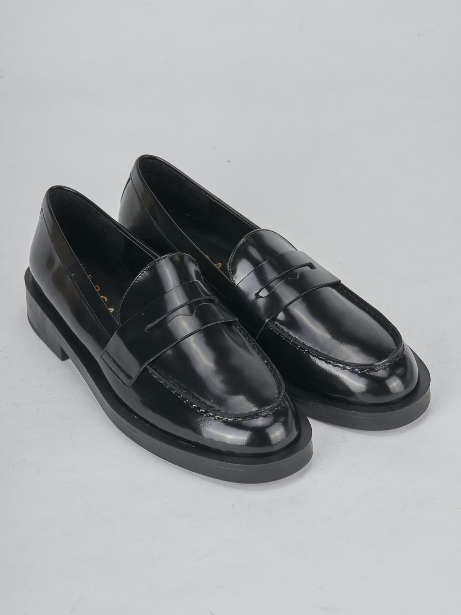 Loafers heel 1 cm black leather