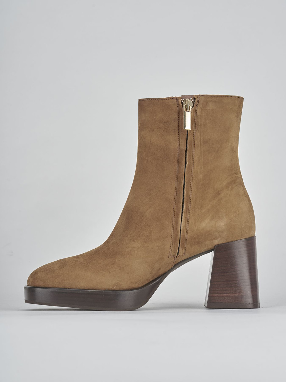 Stivaletti tacco 6cm camoscio marrone