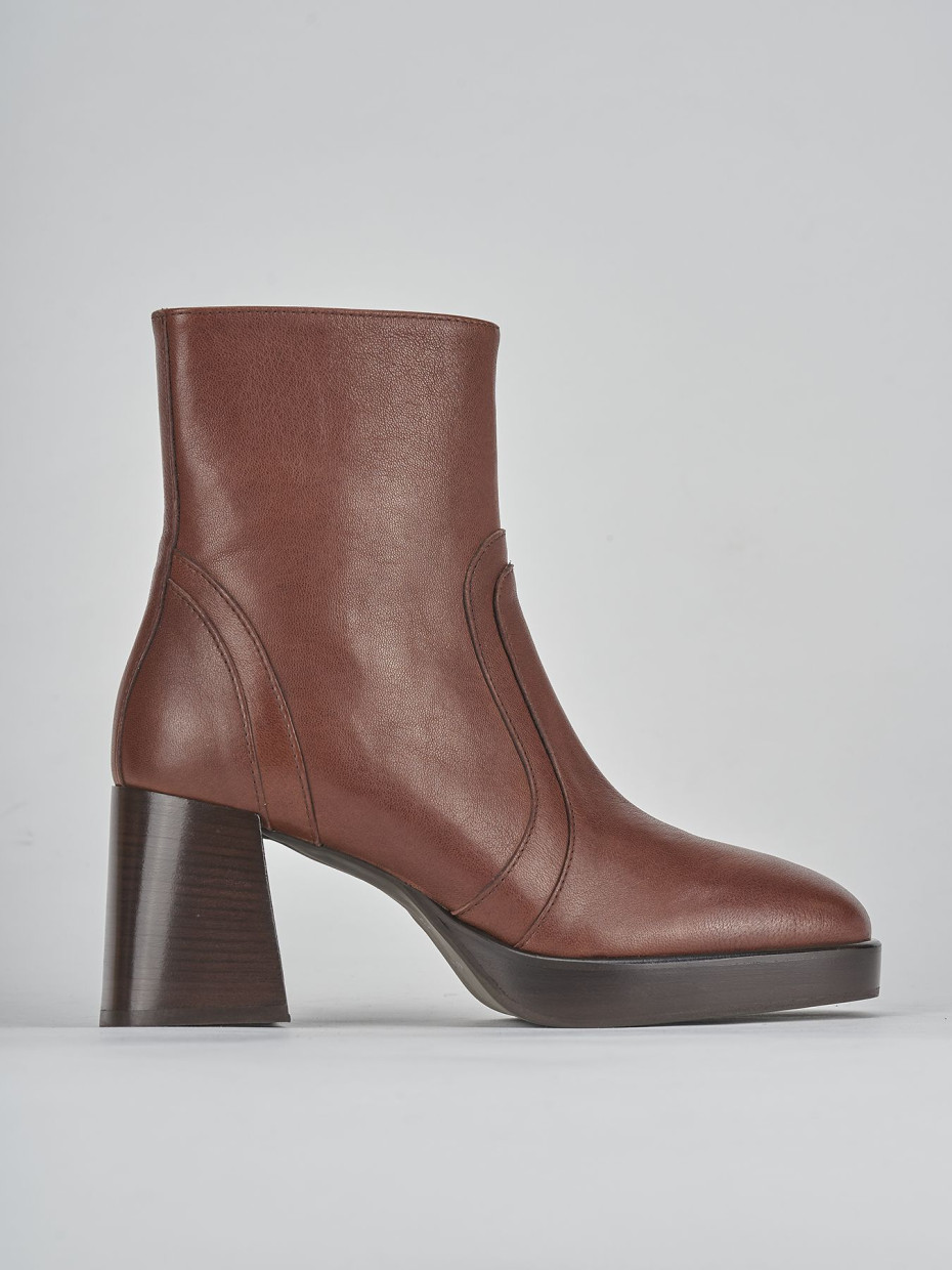 High heel ankle boots heel 6 cm brown leather