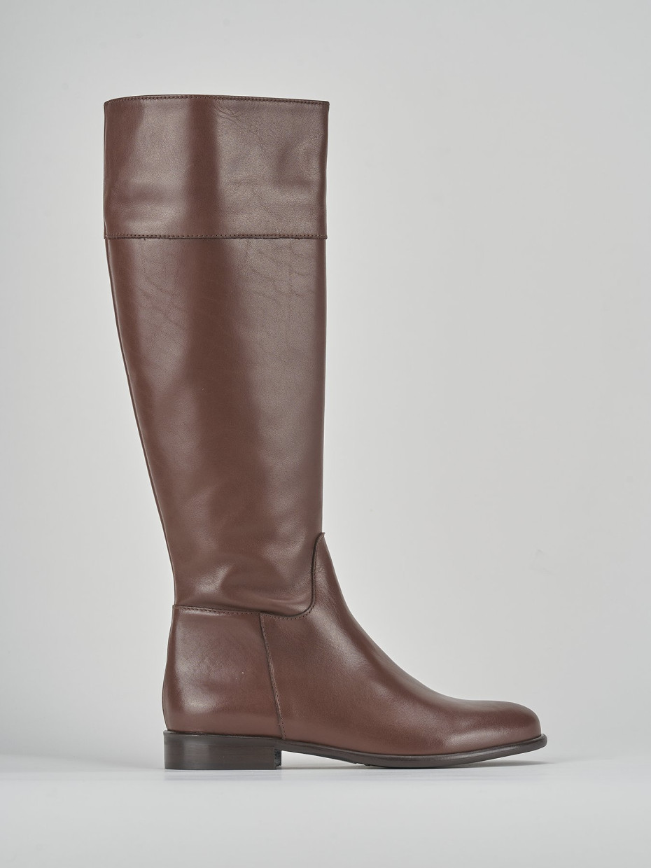 Low heel boots heel 2 cm brown leather