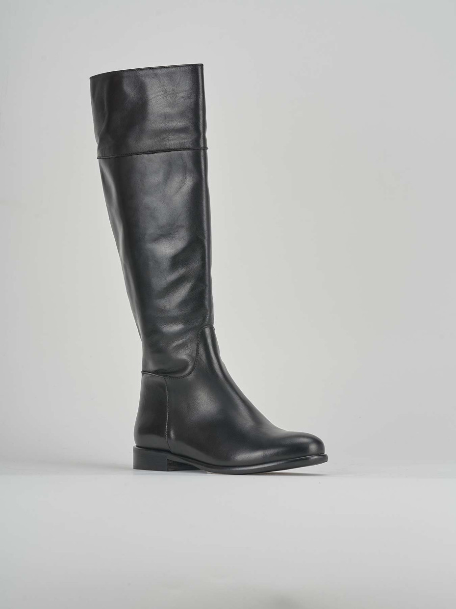Stivali tacco 2cm pelle nero