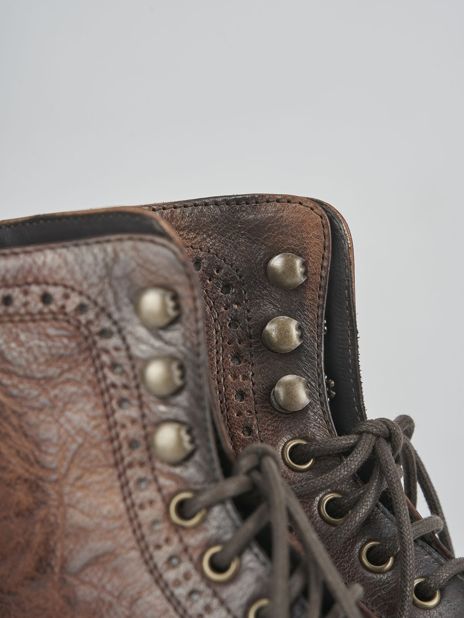 Combat boots brown leather