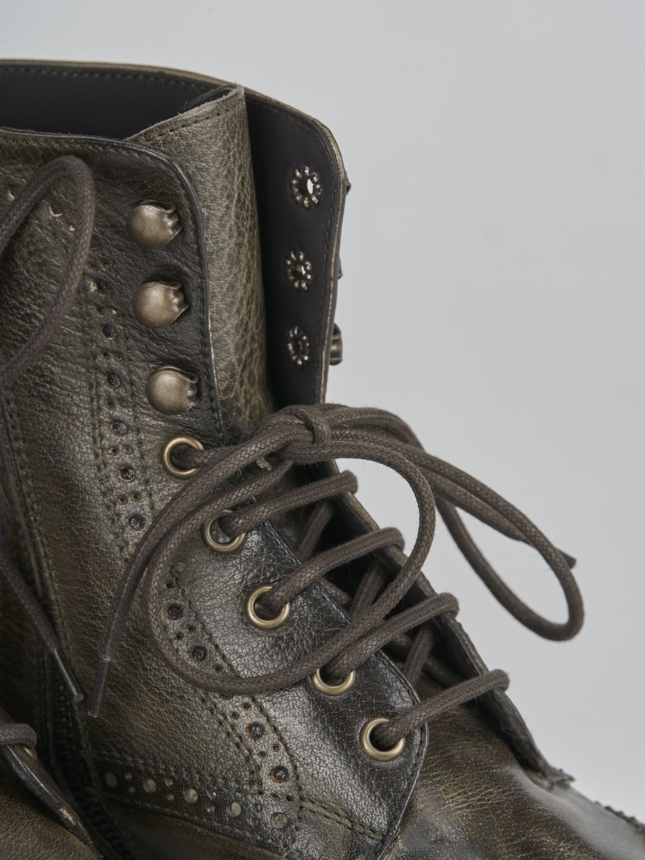 Combat boots green leather