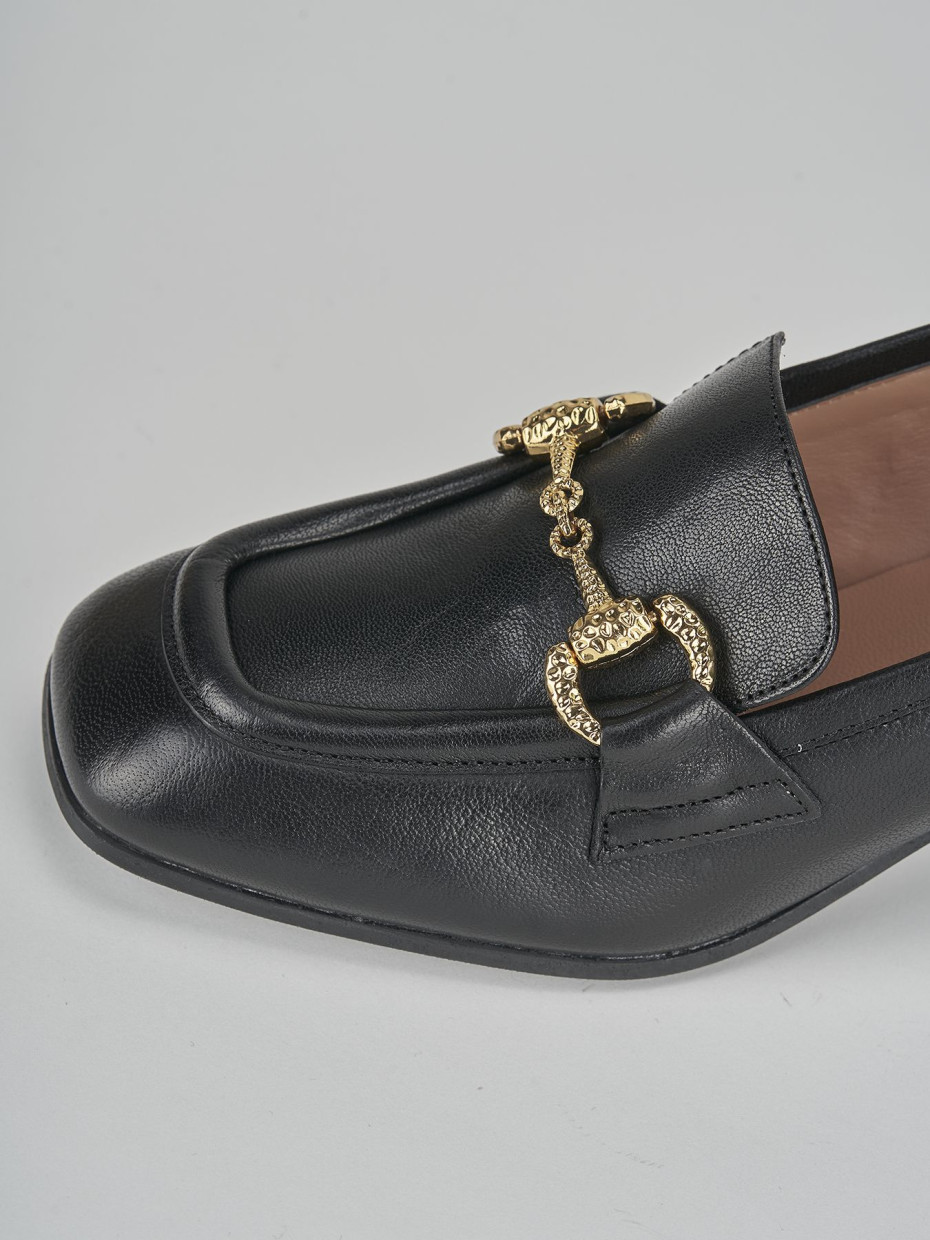 Ladies black loafers size 6 store