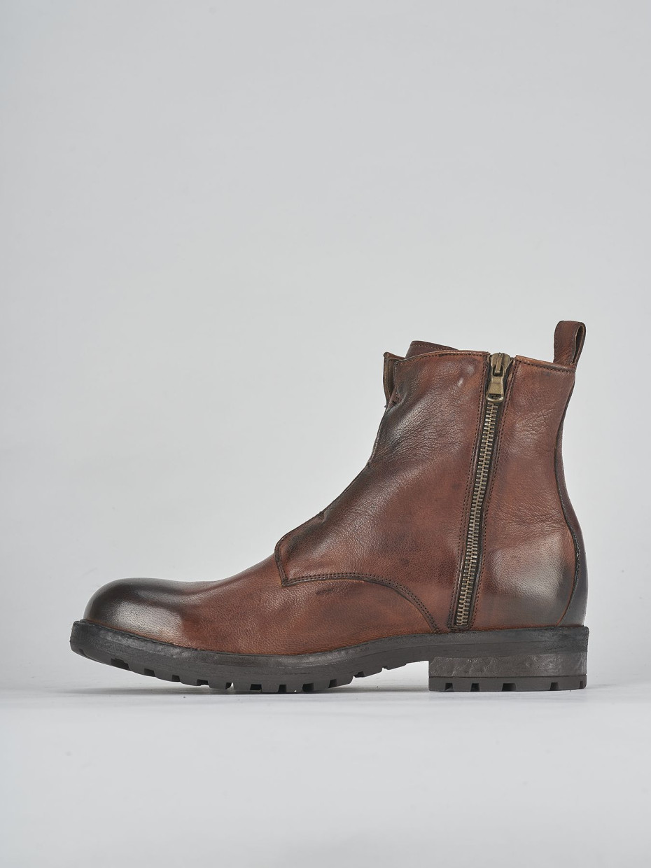 Ankle boots brown leather