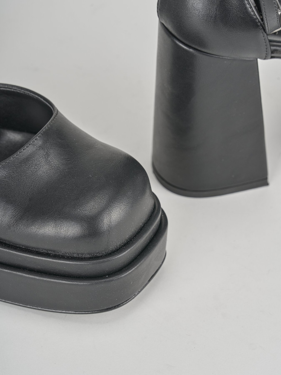 Décolleté e slingback tacco 11cm pelle nero