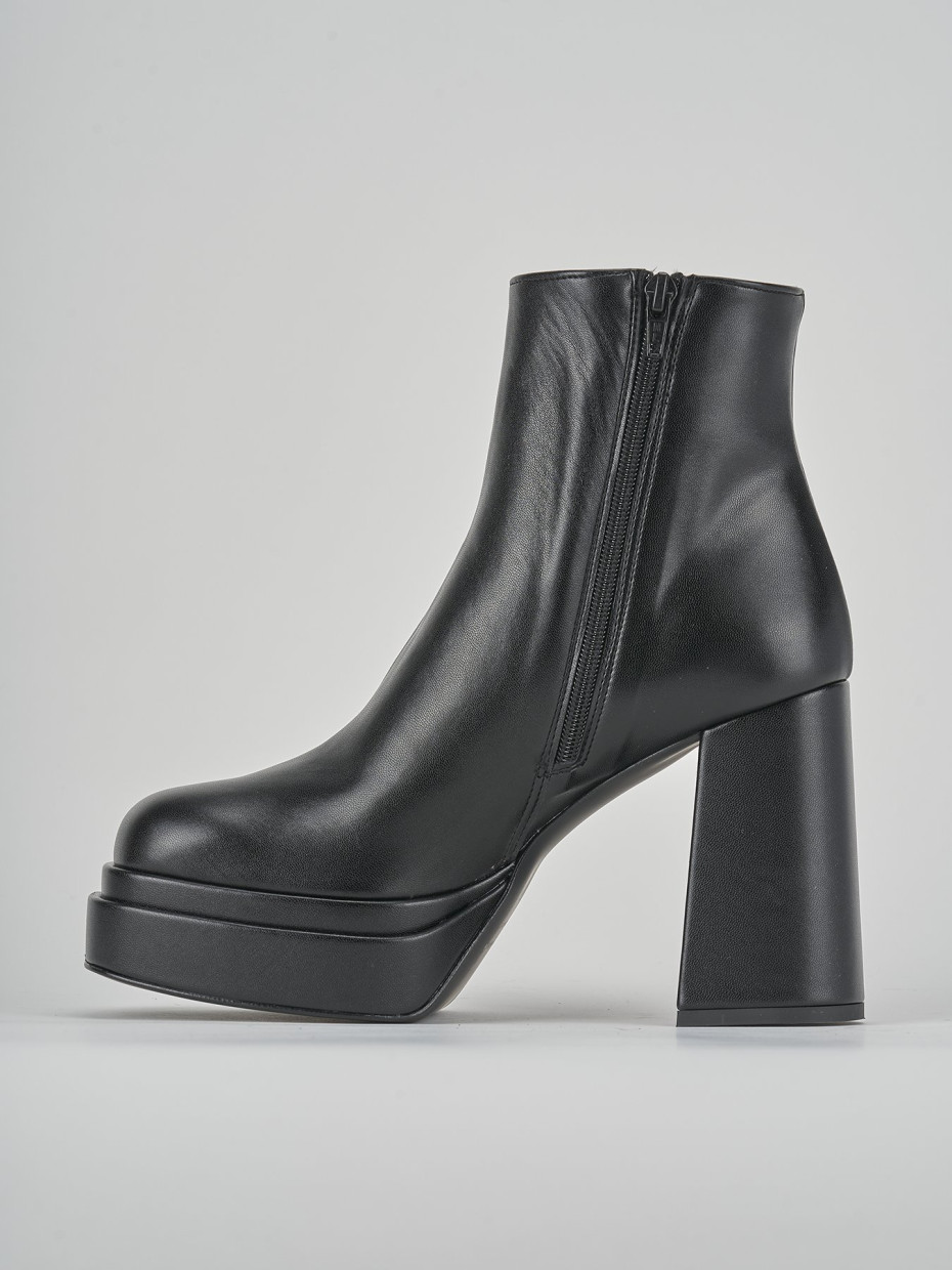 High heel ankle boots heel 8 cm black leather