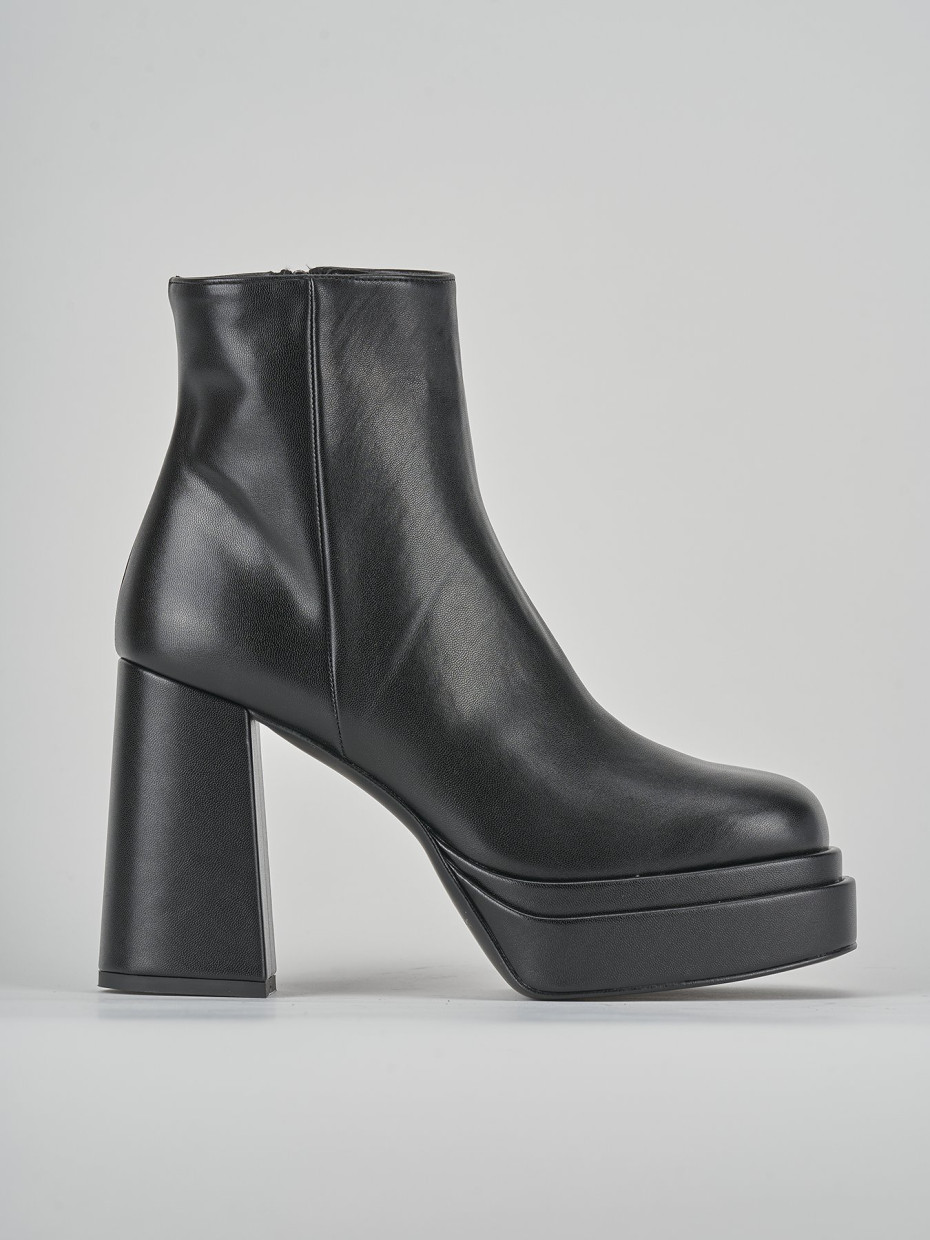 High heel ankle boots heel 8 cm black leather