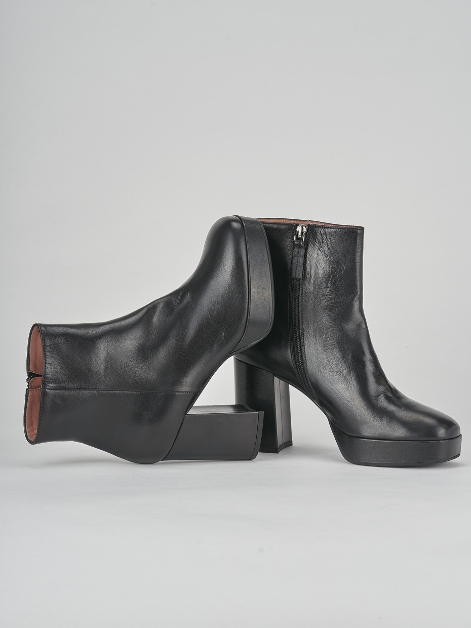 Stivaletti tacco 7cm pelle nero