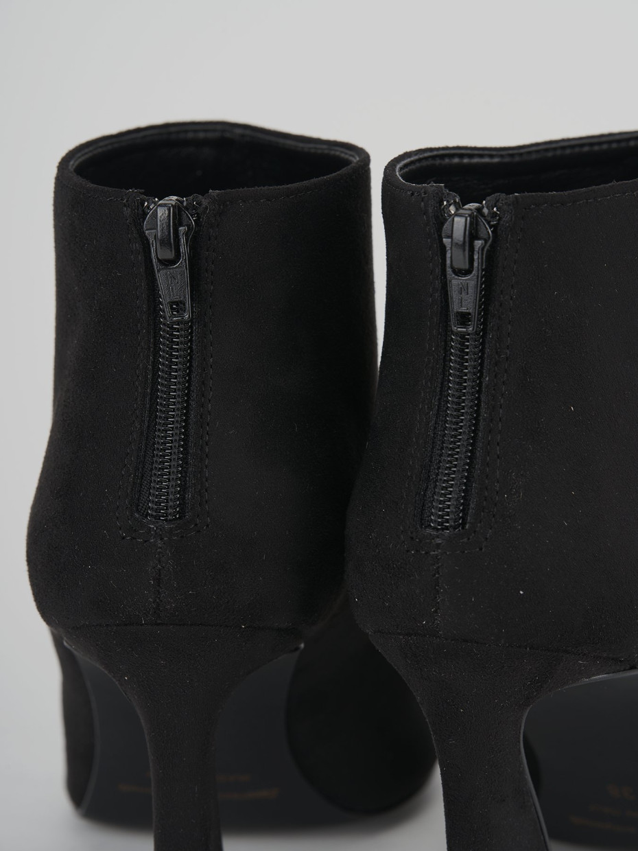 High heel ankle boots heel 8 cm black suede