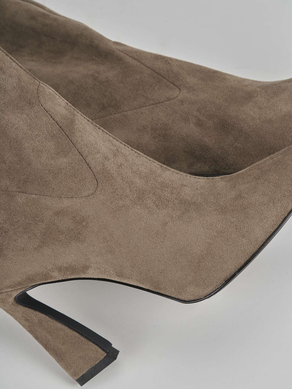 High heel boots heel 8 cm beige suede